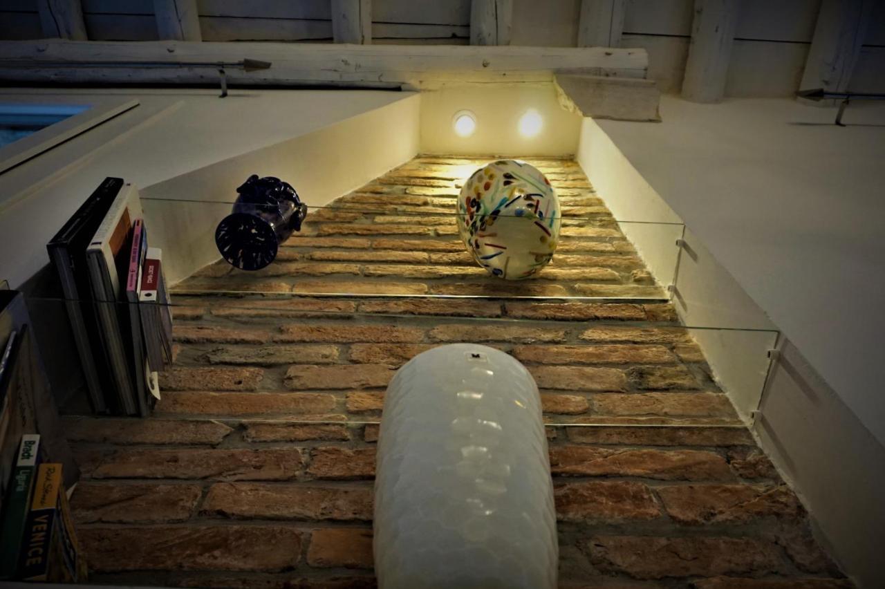 Sara S Luxury Home Five Minutes From Piazza San Marco Венеция Экстерьер фото